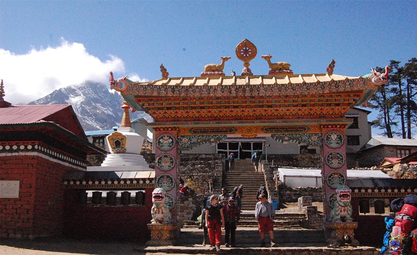 Everest Tangbouche Monastery