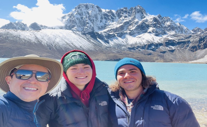 Chola pass trek with Gokyo Lake