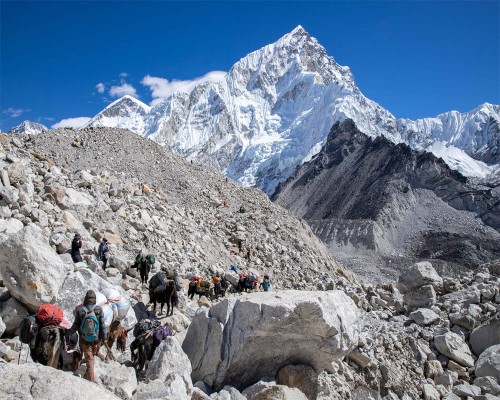  Trekkers Seen From Helicopt