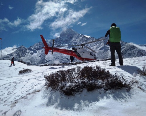 Everest Helicopter Landing Flight 