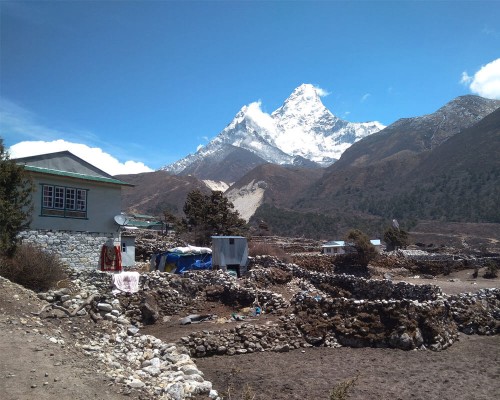 Mt Amadblem Dingbouche Ebc