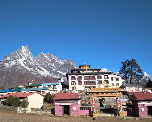 Everest base camp trek 14 days itinerary, cost & price For 2024/2025